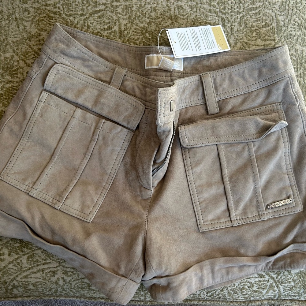 Women's Beige Shorts